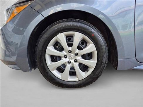 Certified 2024 Toyota Corolla LE FWD image 20