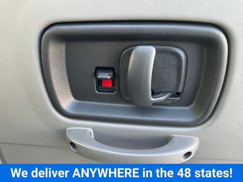 New 2026 Chevrolet Express 3500 LT w/ LT Preferred Equipment Group RWD image 11
