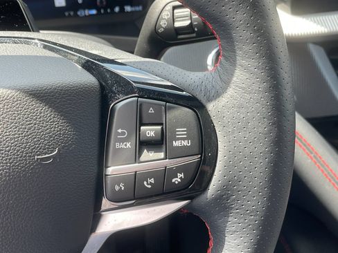 Used 2025 Ford Explorer ST-Line w/ ST-Line Street Pack AWD/4WD image 29