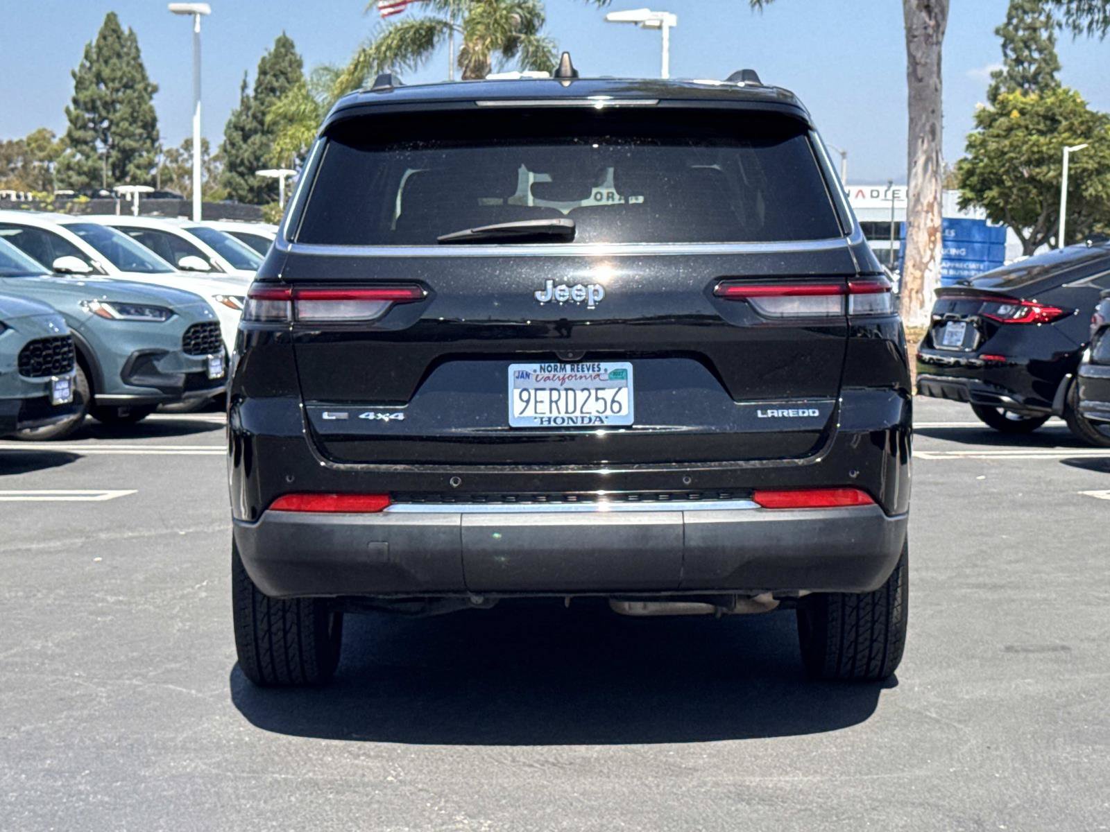Used 2023 Jeep Grand Cherokee L Laredo AWD/4WD image 4