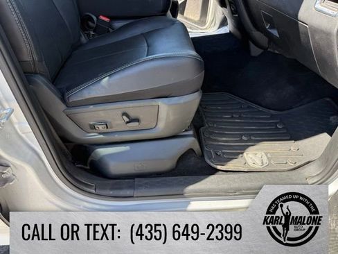 Used 2018 RAM 3500 Laramie w/ Convenience Group AWD/4WD image 38