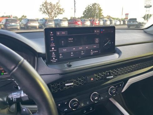 Used 2023 Honda Accord Touring image 24