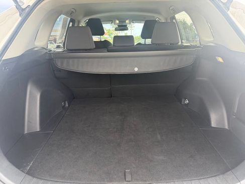 Used 2025 Toyota RAV4 XLE AWD/4WD image 25