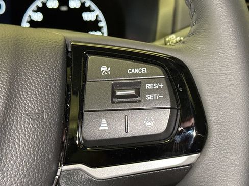 Certified 2026 Honda Odyssey Touring image 32