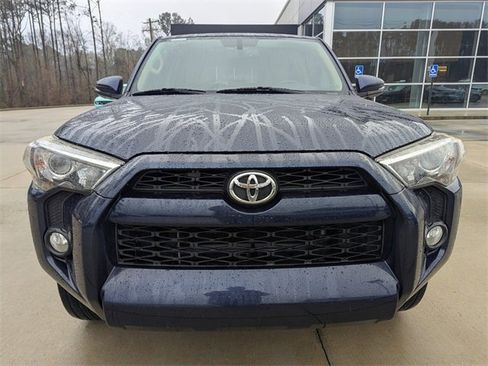 Used 2019 Toyota 4Runner image 8