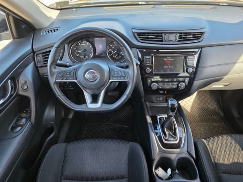 Used 2018 Nissan Rogue SV image 26