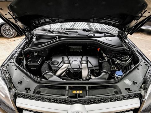 Used 2014 Mercedes-Benz GL 450 4MATIC image 44