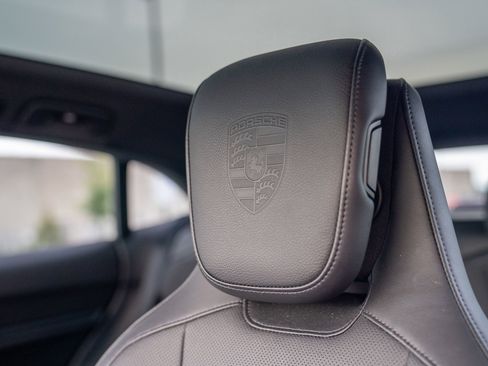 Certified 2023 Porsche Taycan 4S AWD/4WD image 13