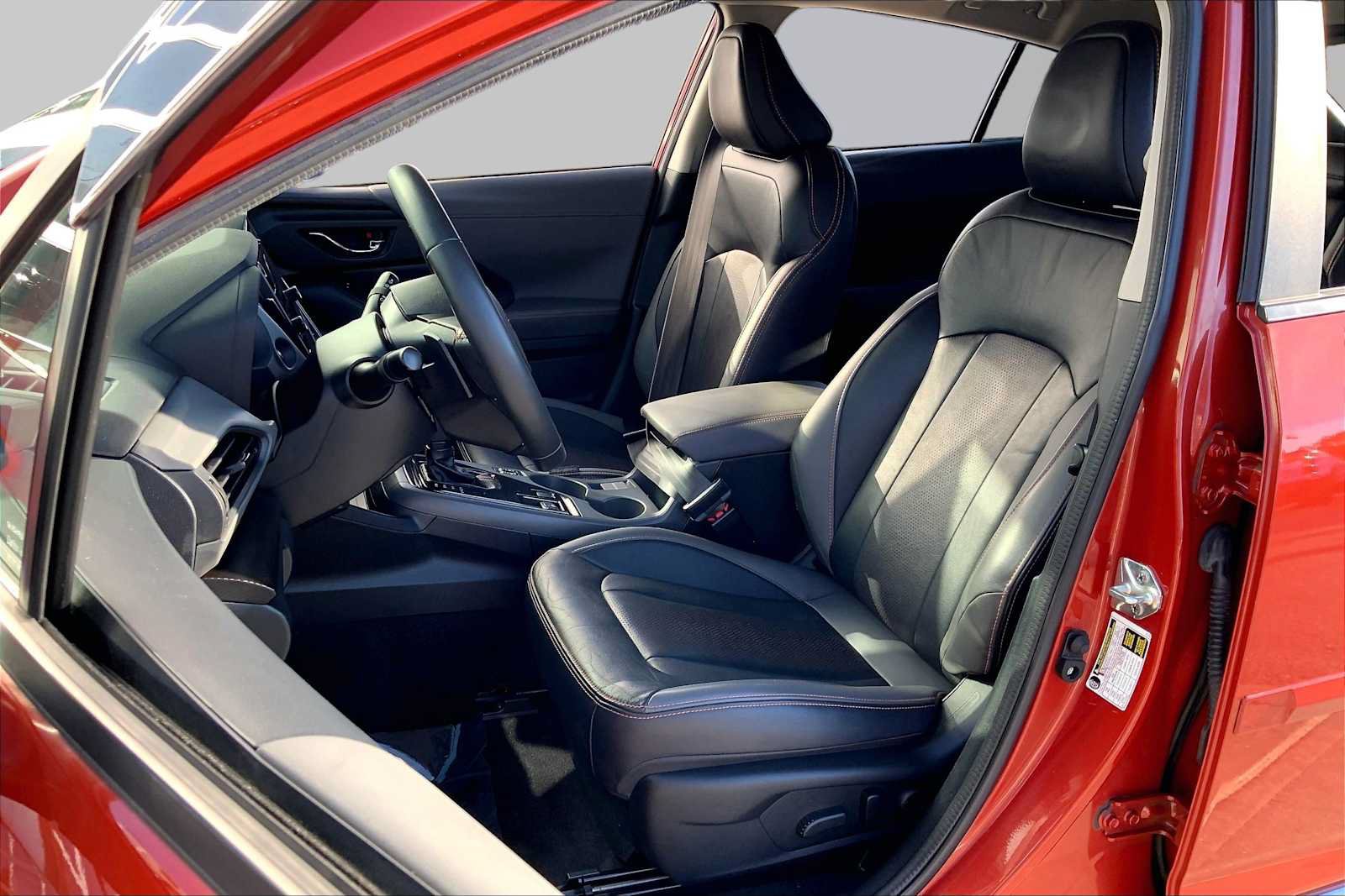 Used 2024 Subaru Crosstrek 2.5i Limited AWD/4WD image 8