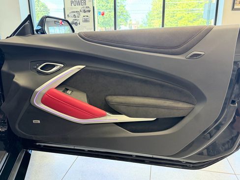 Used 2023 Chevrolet Camaro ZL1 RWD image 27