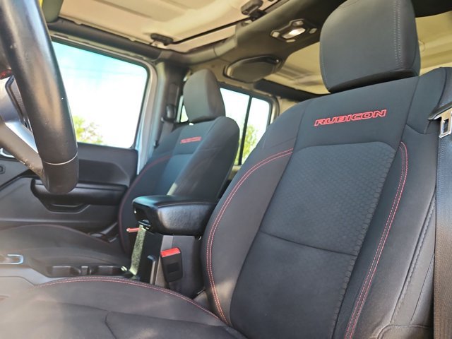 Used 2018 Jeep Wrangler Unlimited Rubicon AWD/4WD image 15