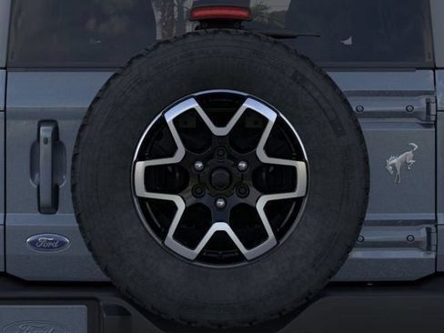 New 2025 Ford Bronco Outer Banks AWD/4WD image 23