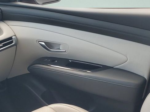 Certified 2026 Hyundai Tucson Limited FWD image 16