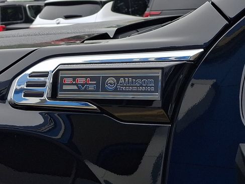 Used 2025 GMC Sierra 2500 Denali AWD/4WD image 30