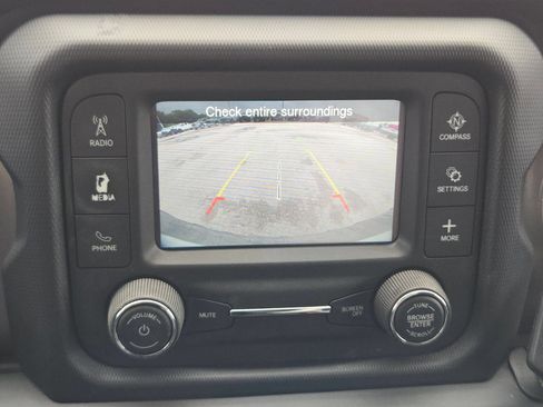 Used 2019 Jeep Wrangler Unlimited Sport S AWD/4WD image 17