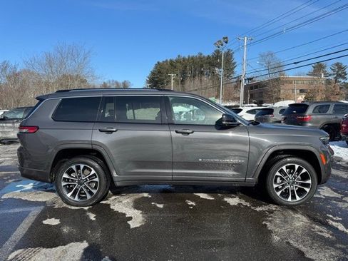 Used 2021 Jeep Grand Cherokee L Overland w/ Luxury Tech Group IV image 6