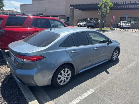 Used 2022 Toyota Corolla LE FWD image 31