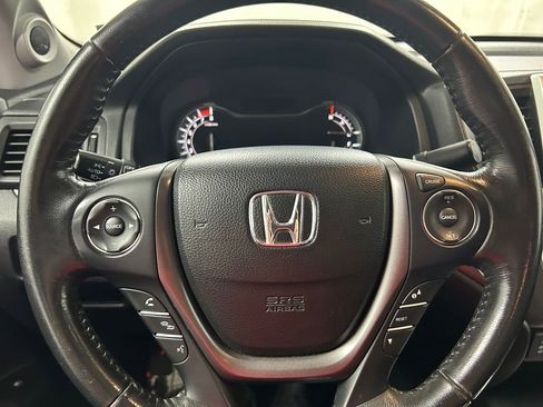 Used 2019 Honda Ridgeline RTL image 18