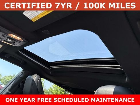 Used 2022 Toyota Highlander XSE FWD image 16