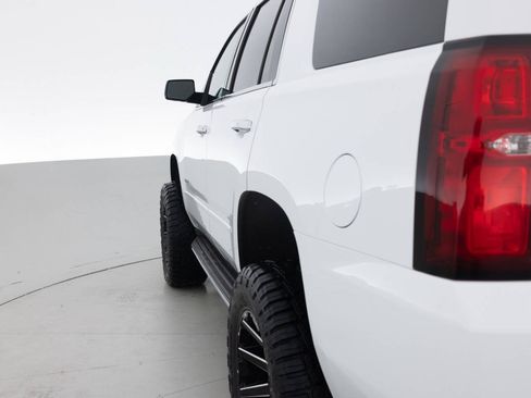 Used 2018 Chevrolet Tahoe Premier AWD/4WD image 13
