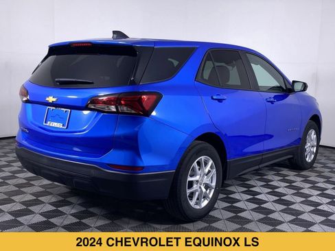 Certified 2024 Chevrolet Equinox LS w/ LS Convenience Package FWD image 33