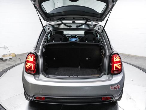 Certified 2024 MINI Cooper SE image 26