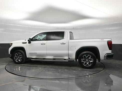 Used 2023 GMC Sierra 1500 SLT w/ SLT Premium Package AWD/4WD image 5