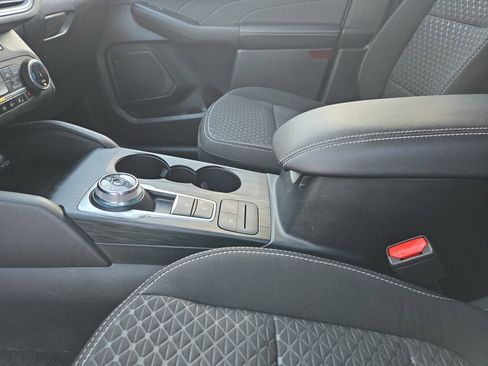 Certified 2023 Ford Escape Active AWD/4WD image 22