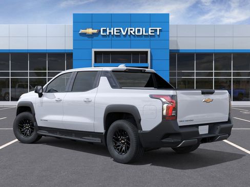Used 2026 Chevrolet Silverado EV LT AWD/4WD image 3