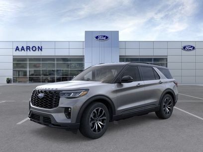 New 2025 Ford Explorer ST-Line w/ Premium Package