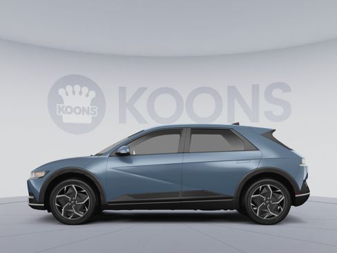 Certified 2024 Hyundai Ioniq 5 SEL RWD image 2