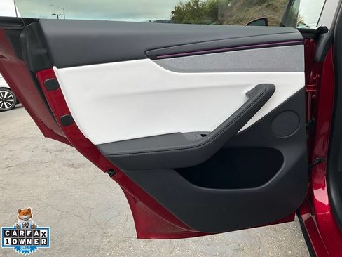 Used 2026 Tesla Model Y 2WD image 51