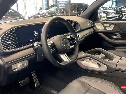 New 2025 Mercedes-Benz GLS 450 4MATIC image 6