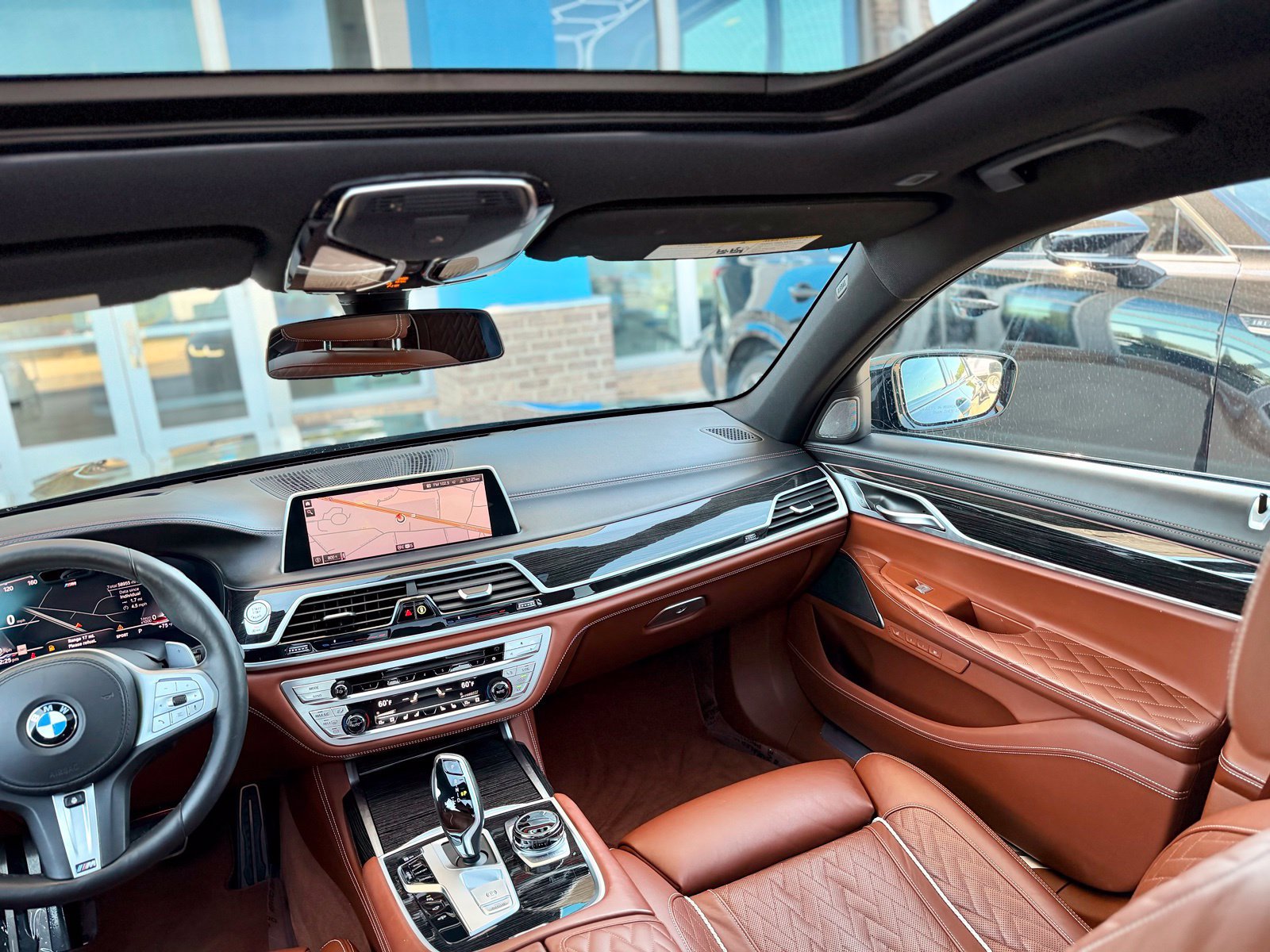 Used 2020 BMW 750i xDrive w/ Executive Package AWD/4WD image 47