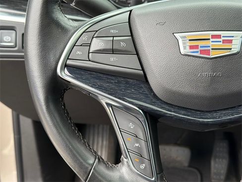 Used 2022 Cadillac XT5 Premium Luxury w/ LPO, Floor Liner Package image 25