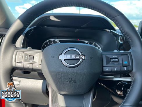 Certified 2026 Nissan Pathfinder SV AWD/4WD image 44