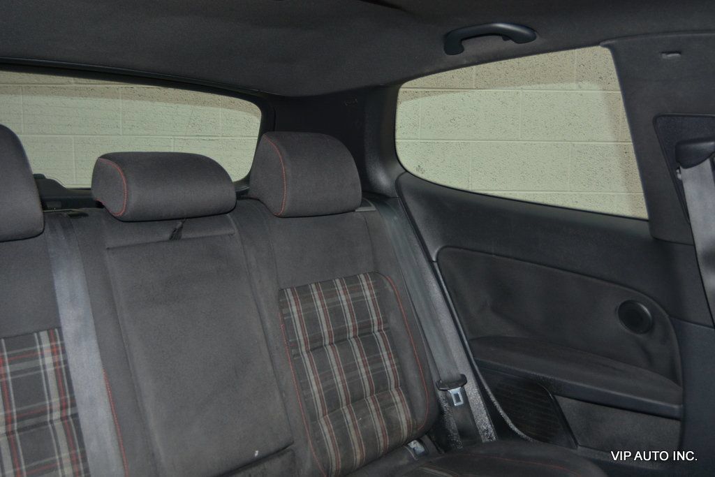 Used 2011 Volkswagen GTI 2-Door FWD image 19