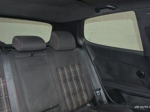 Used 2011 Volkswagen GTI 2-Door FWD image 19