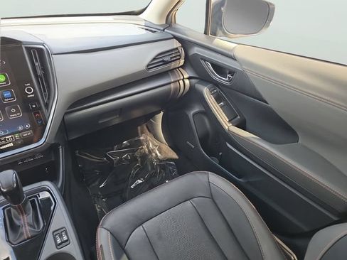 Certified 2024 Subaru Crosstrek 2.5i Limited w/ Crosstrek Mirror Package AWD/4WD image 11