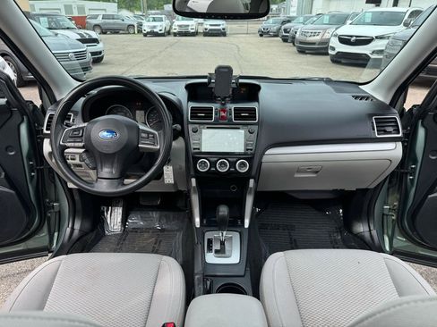 Used 2016 Subaru Forester 2.5i Premium w/ Popular Package #2 AWD/4WD image 23