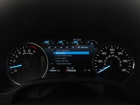 Used 2018 Ford F150 Lariat w/ Equipment Group 502A Luxury image 28