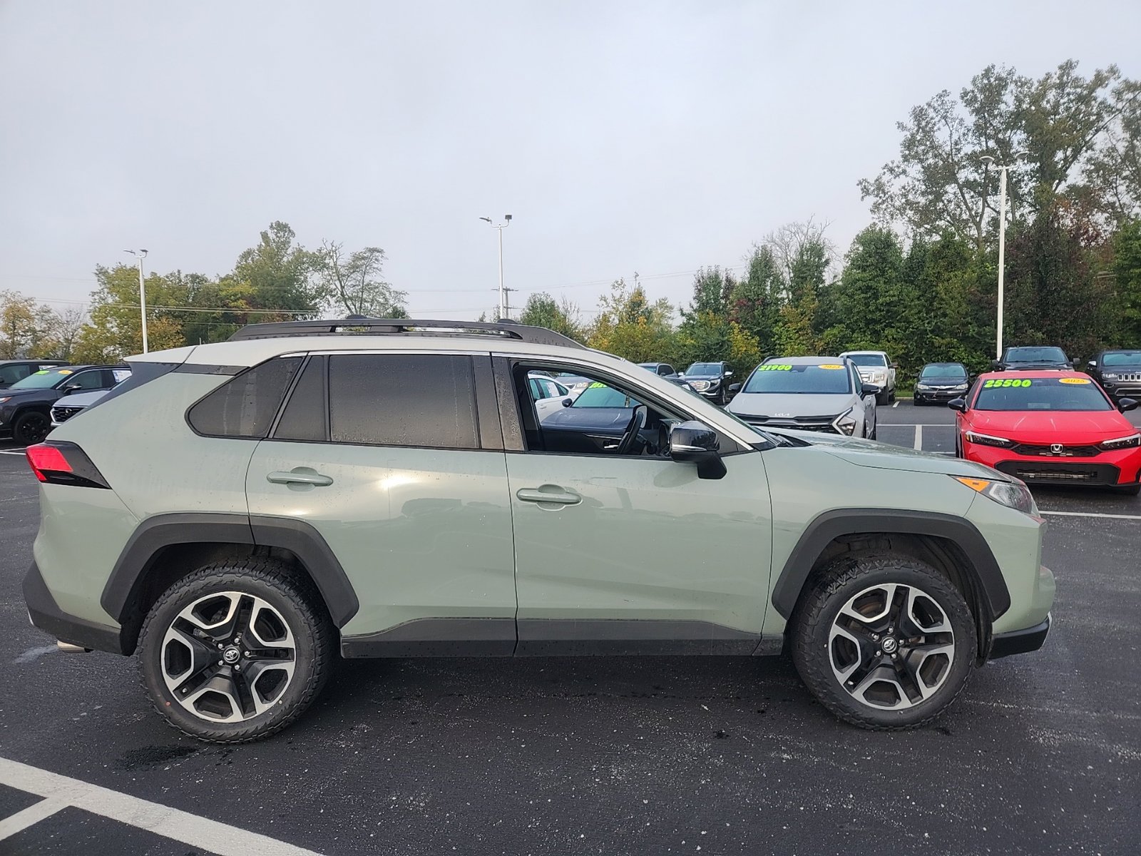 Used 2019 Toyota RAV4 Adventure AWD/4WD image 6