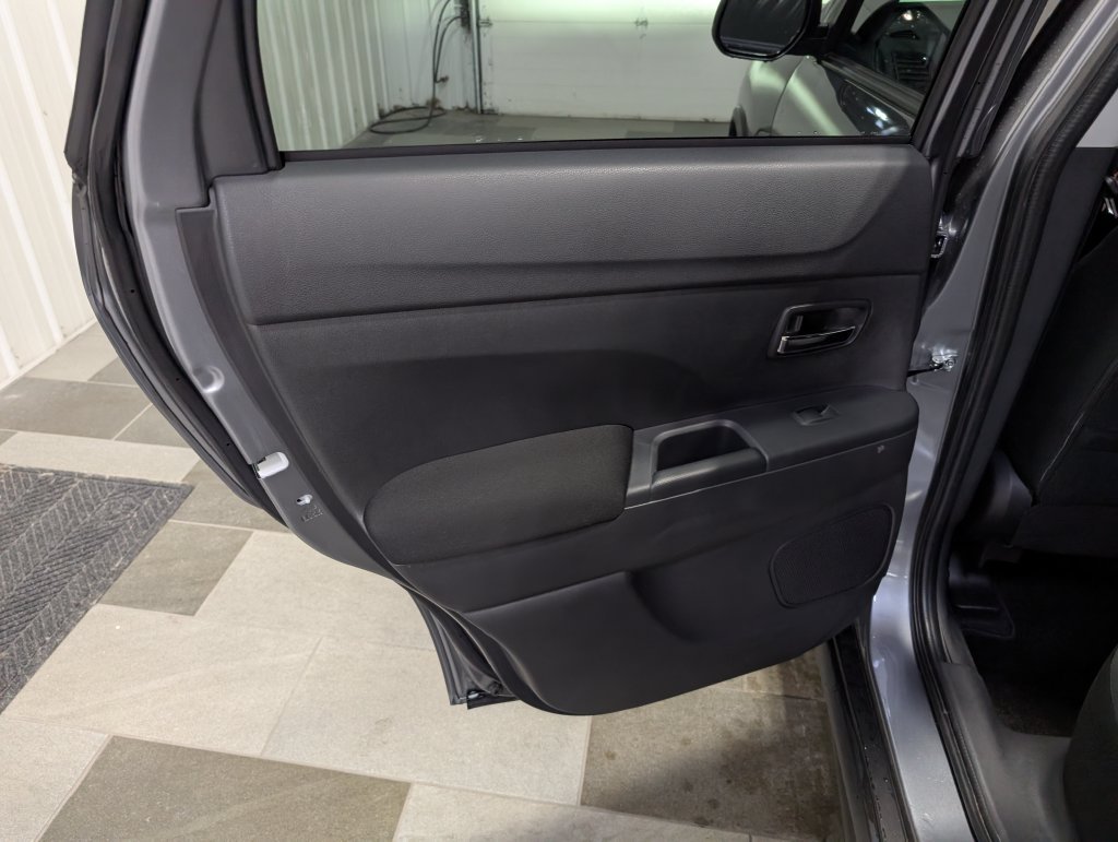 Used 2026 Mitsubishi Outlander Sport ES AWD/4WD image 8