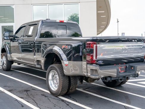 Used 2023 Ford F450 King Ranch w/ FX4 Off-Road Package AWD/4WD image 16