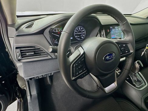 Used 2025 Subaru Outback Premium AWD/4WD image 11