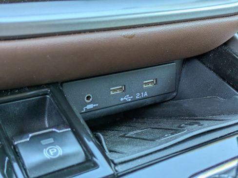 Used 2020 Subaru Outback Touring XT image 31