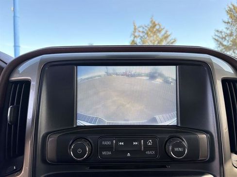 Used 2019 Chevrolet Silverado 2500 High Country image 19