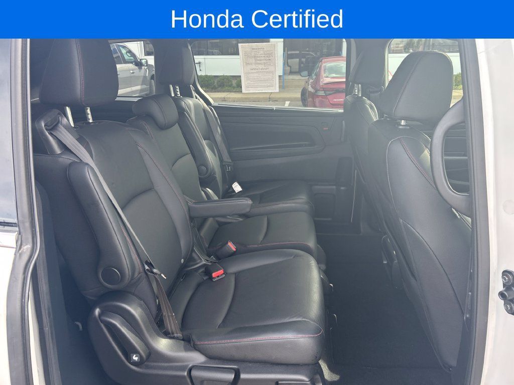 Certified 2024 Honda Odyssey Sport image 13