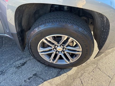 Used 2022 Chevrolet Colorado W/T w/ Custom Special Edition image 9