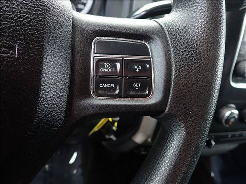 Used 2014 RAM 2500 SLT AWD/4WD image 12